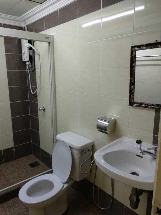 The Whale - Bayview - Pool Open Apartment Port Dickson Ngoại thất bức ảnh